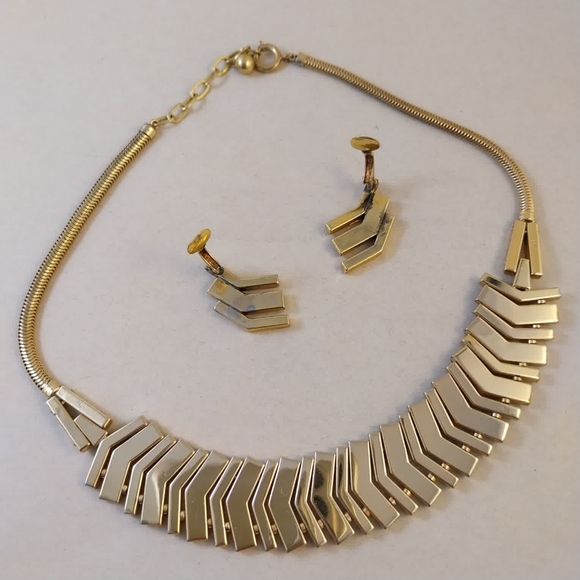 Art Deco Vintage Sheiber&Hiller DoSo Mather Of Pearl Necklace and Earring Set - Picture 9 of 16